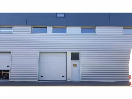 location bureaux 102 m²