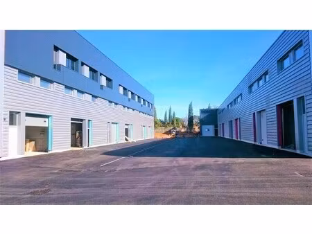 location bureaux 273 m²