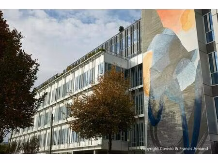 location bureaux 684 m² à 7 615 m²