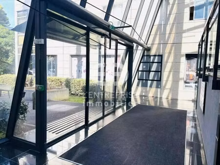 location bureaux 290 m²