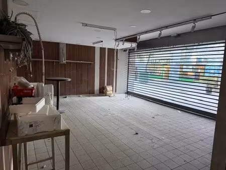 vente commerce montreuil 93100 136m²