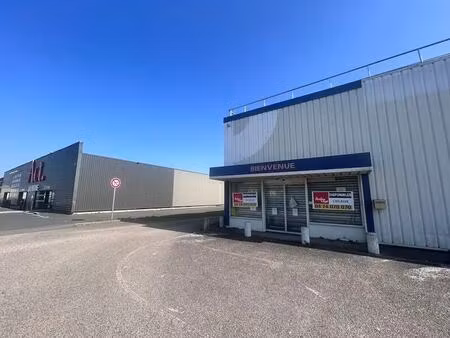 vente commerce sance 71000 570m²