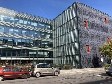 location bureaux 344 m² à 4 192 m²