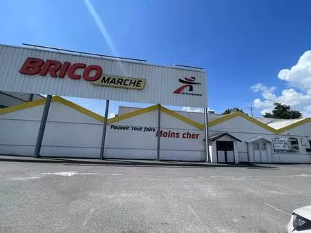 vente commerce 2 292 m²