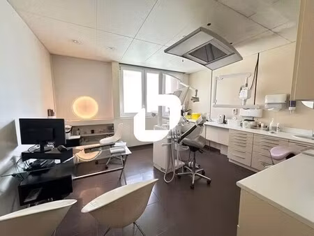 vente commerce 167 m²