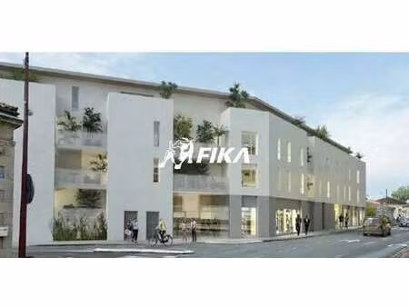 vente commerce 98 m²