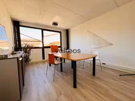 location bureaux 92m² à 130m²