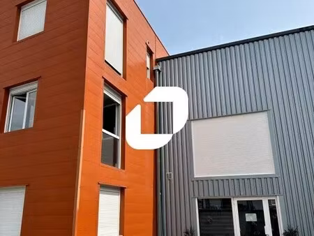 location bureaux 93 m² à 285 m²