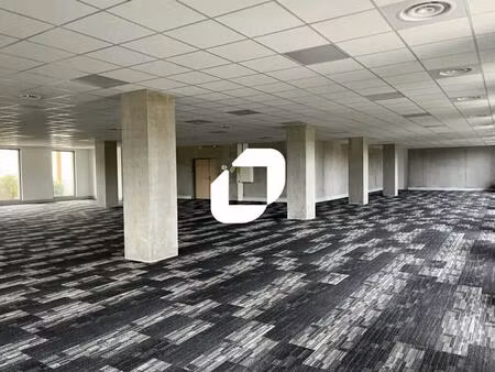 location bureaux 512 m² à 1 024 m²