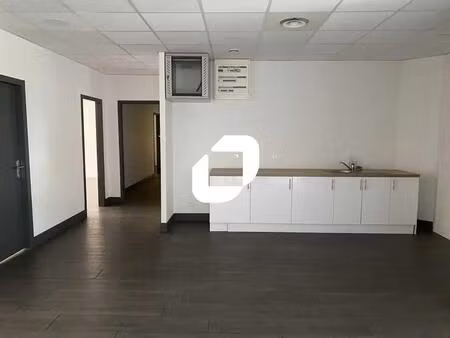 vente bureaux 62 m² à 2 226 m²
