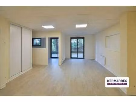 location bureaux 142 m²