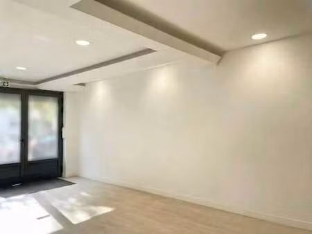 vente commerce 110 m²