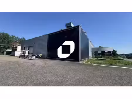 location local d’activités 3368m²