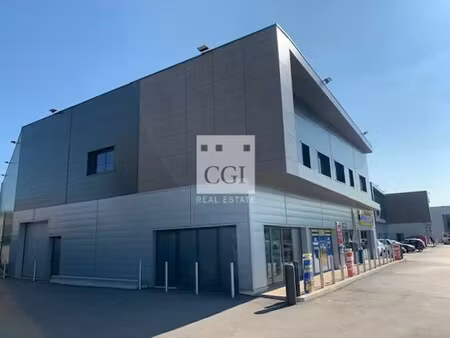 location bureaux 120 m² à 300 m²