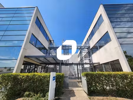 location bureaux 100m² à 1402m²