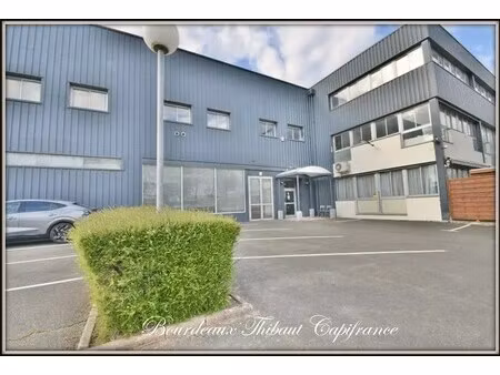 location bureaux 135 m²