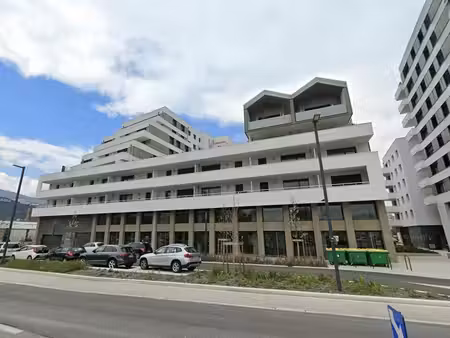 vente commerce le pont-de-claix 38800 167m²