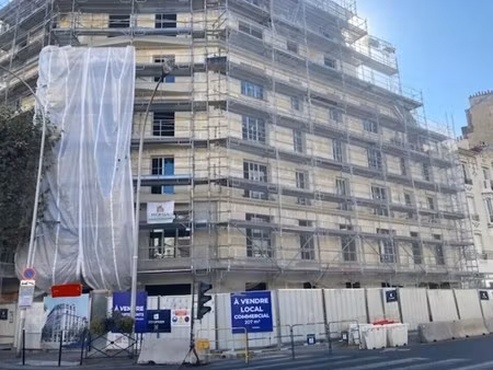 vente commerce 207 m²