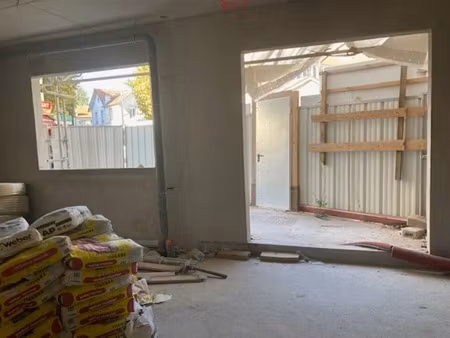 vente commerce courbevoie 92400 207m²