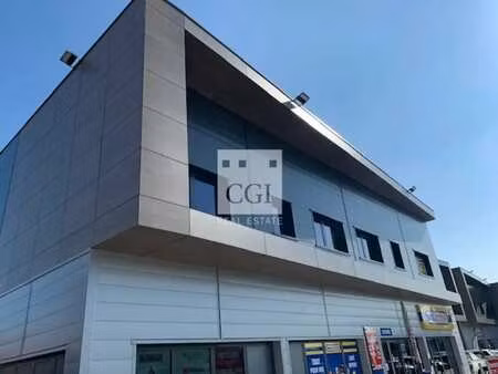 location commerce genay 69730 291m² à 657m²