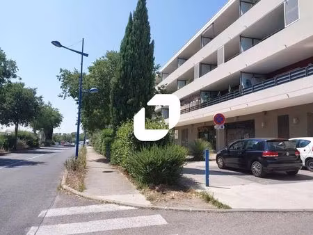 vente commerce 150 m²