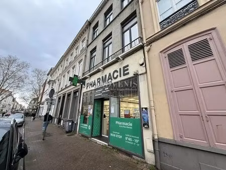 vente commerce 68 m²