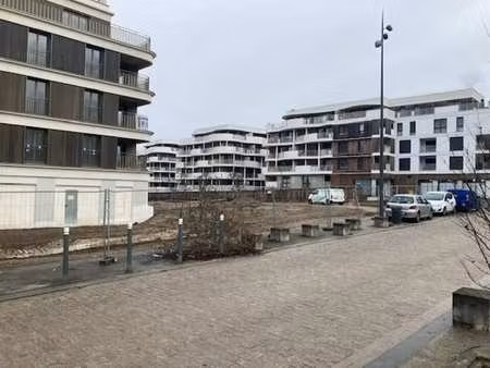 vente commerce 317 m²