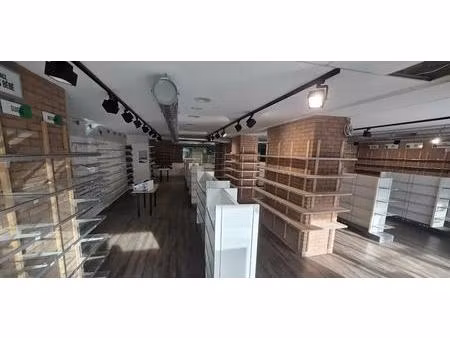 vente commerce 423 m²