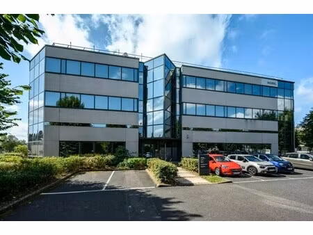 location bureaux 560 m² à 2 535 m²