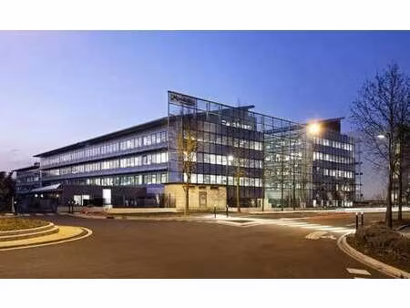 location bureaux 500 m² à 11 728 m²