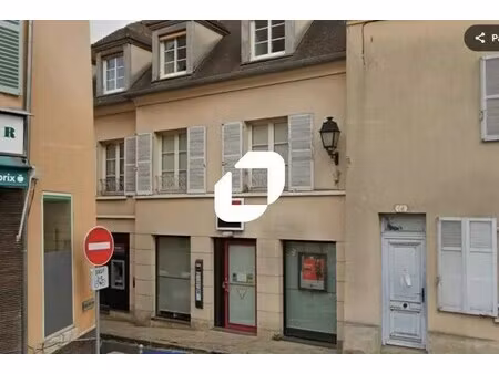 location bureaux 143 m²