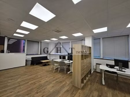 location bureaux 150 m²