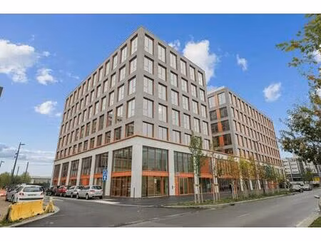 location bureaux 246 m² à 541 m²