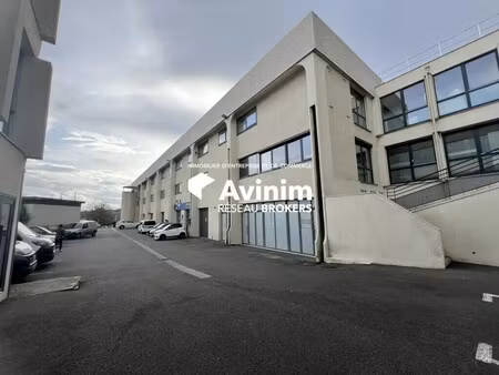 vente bureaux 670 m²