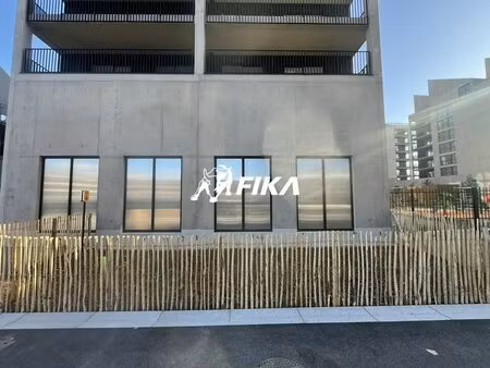 vente commerce 271 m²