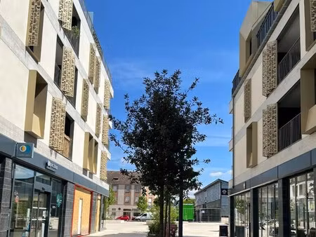 vente commerce 158 m²