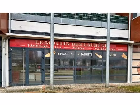 vente commerce 72 m²