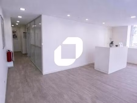 vente commerce meaux 77100 77m²