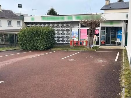 vente commerce 150 m²