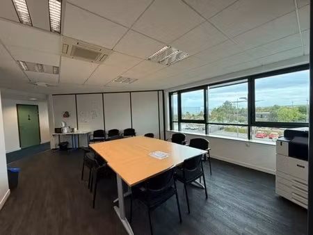 location bureaux 214 m²
