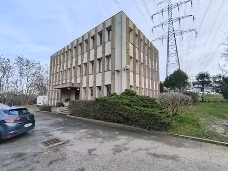location bureaux 216m²