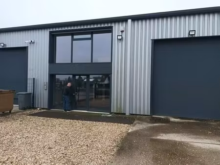 location bureaux 389 m²