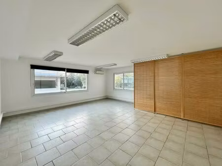 location bureaux 44 m²