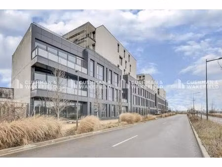 location bureaux 226 m² à 992 m²