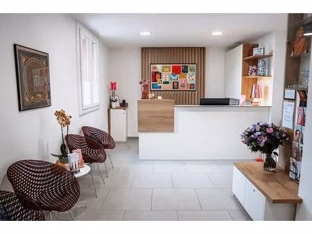 vente commerce 150 m²