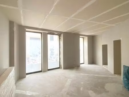 vente commerce 66 m²