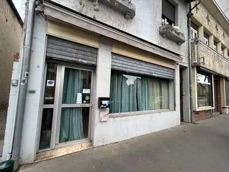 vente commerce 85 m²