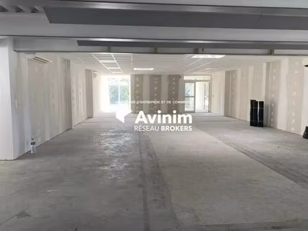 location bureaux 200 m² à 400 m²