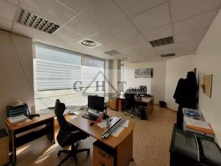 location bureaux 234 m²