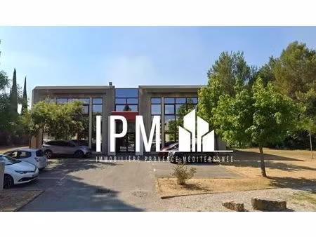 location bureaux 89 m² à 492 m²